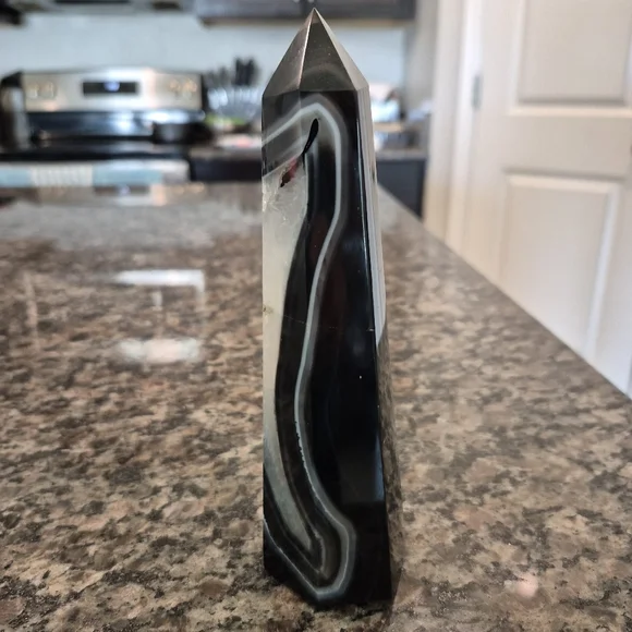 Natural Black Banded Sardonyx Crystal Obelisk Tower #2 New